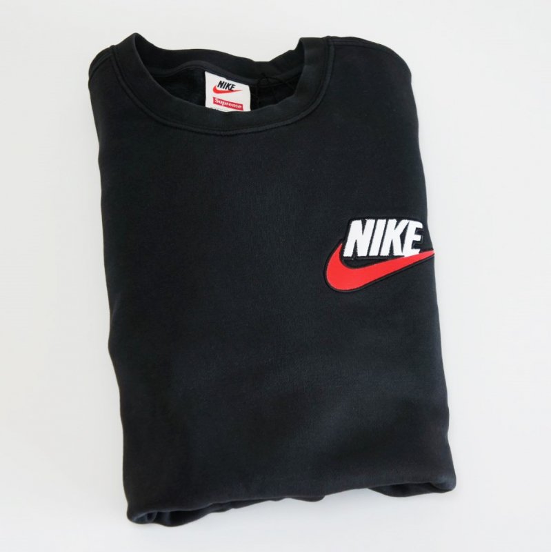 nike supreme crewneck