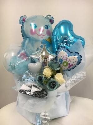 出産祝いに フェザーバルーン付オムツケーキ ミドルサイズ 誕生日 結婚式 パーティーに バルーンギフトショップ Lamour Balloon