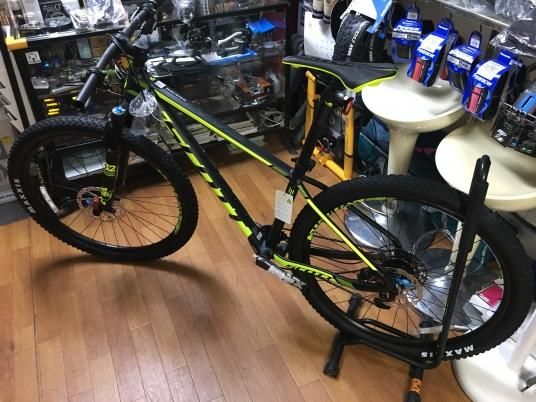 通勤からレースまで scott scale 745 スコット スケール