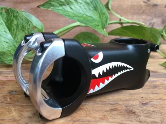 DA BOMB＊ SHARK シャーク ステム - スポーツサイクル専門店
