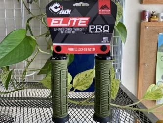 ODI ELITE PRO V2.1 LOCK-ON GRIP  ߡ꡼