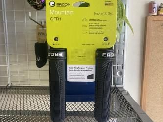 ERGON＊ GE1 EVO ファクトリー フローズン/オイルスリック