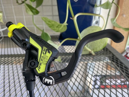 MAGURA＊マグラ MT7 Raceline HC（限定/特別カラー）前後セット 2022 - スポーツサイクル専門店 ＊『 X-TREMER  』エクストリーマー