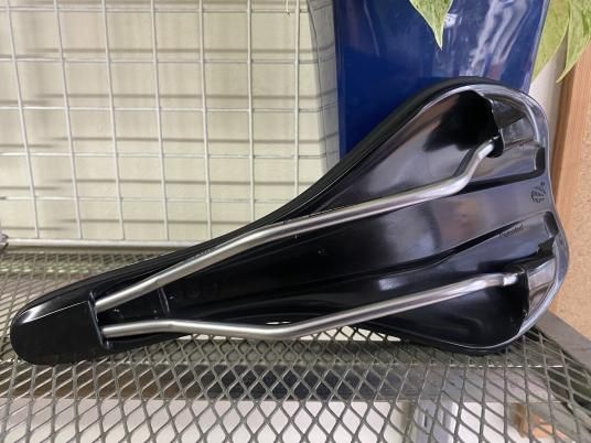 Yahoo!オークション - BURGTEC バーグテック Cloud Saddle MK2