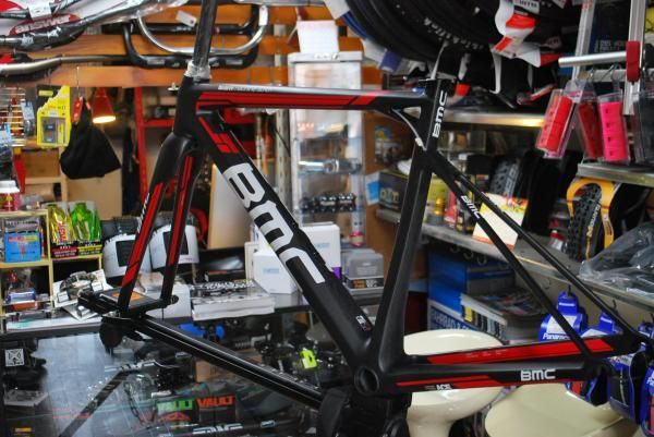 BMC＊teammachine SLR01 - スポーツサイクル専門店 ＊『 X-TREMER