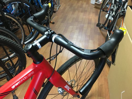 BMC＊granfondo GF02 DISC Tiagra - スポーツサイクル専門店 ＊『 X-TREMER 』エクストリーマー＊