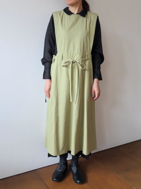 乾いた風 エプロンワンピース Olive Rallye Margot Online Store