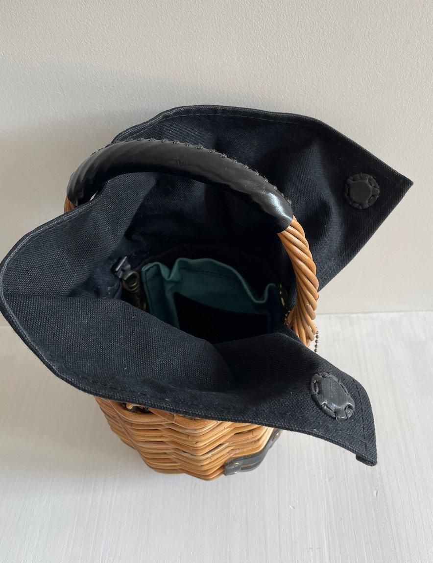 【美品】ebagos ブライドル・ウィングラウンドバスケット （ブライドルマグ） ブライドル・ウィングラウンドバスケット（BLACK) - rallye