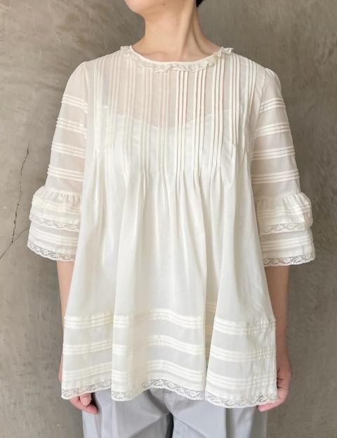 Bilitis dix-sept ans(ビリティス・ディセッタン) LACE CAMISOLE