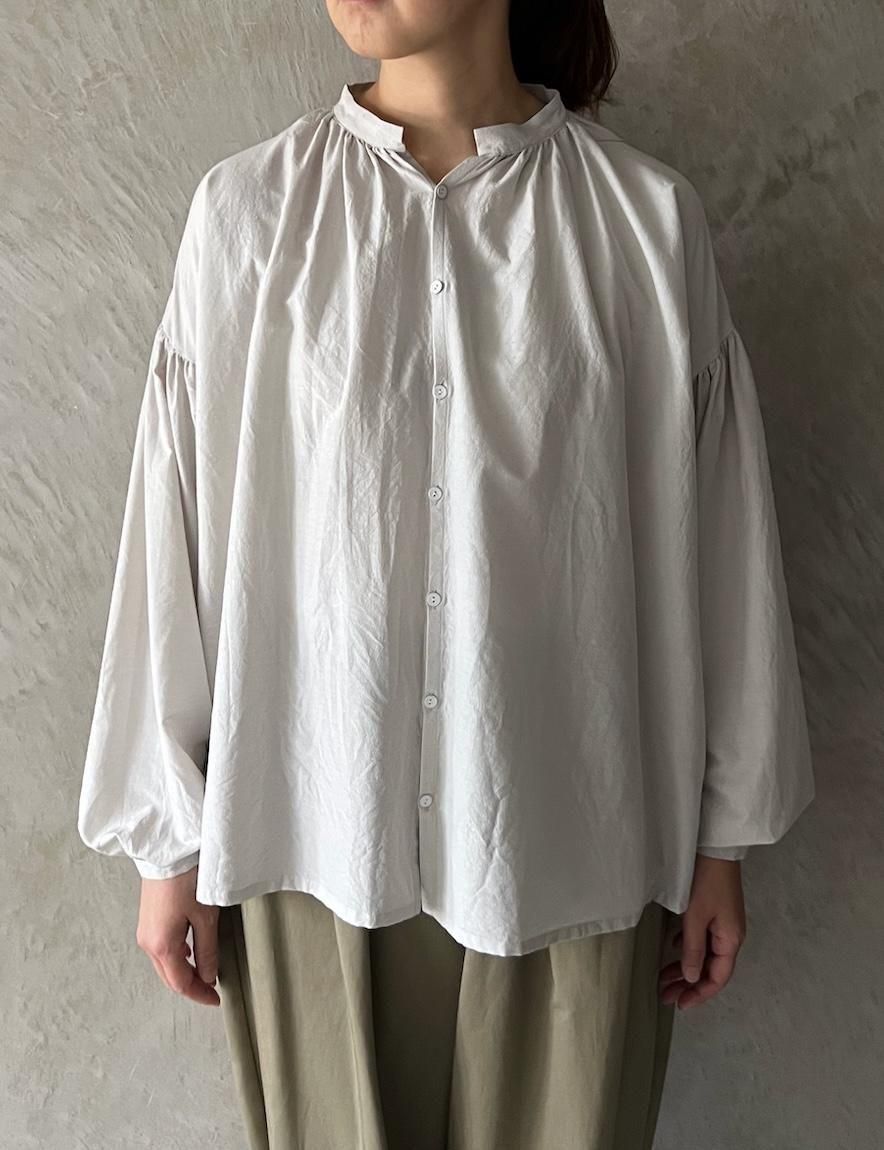 cotton volume gather blouse ホワイト gather blouse short White – ALLLOU