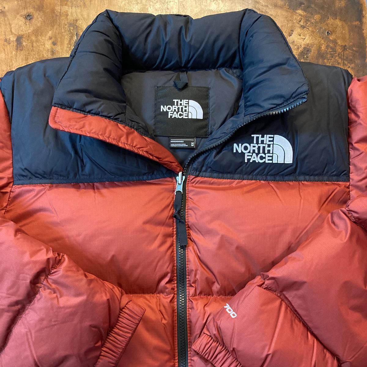 海外限定☆2021FW THE NORTH FACE 1996 RETRO NUPTSE JACKET BRICK HOUSE RED ( ノースフェイス  レトロ ヌプシジャケット ブリックハウス レッド ブラウン 茶色 メンズ ダウンジャケット )