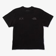 <img class='new_mark_img1' src='https://img.shop-pro.jp/img/new/icons24.gif' style='border:none;display:inline;margin:0px;padding:0px;width:auto;' />THE NORTH FACE x KAWS SS TEE TNF BLACK ( Ρե x   ȾµT  ֥å )