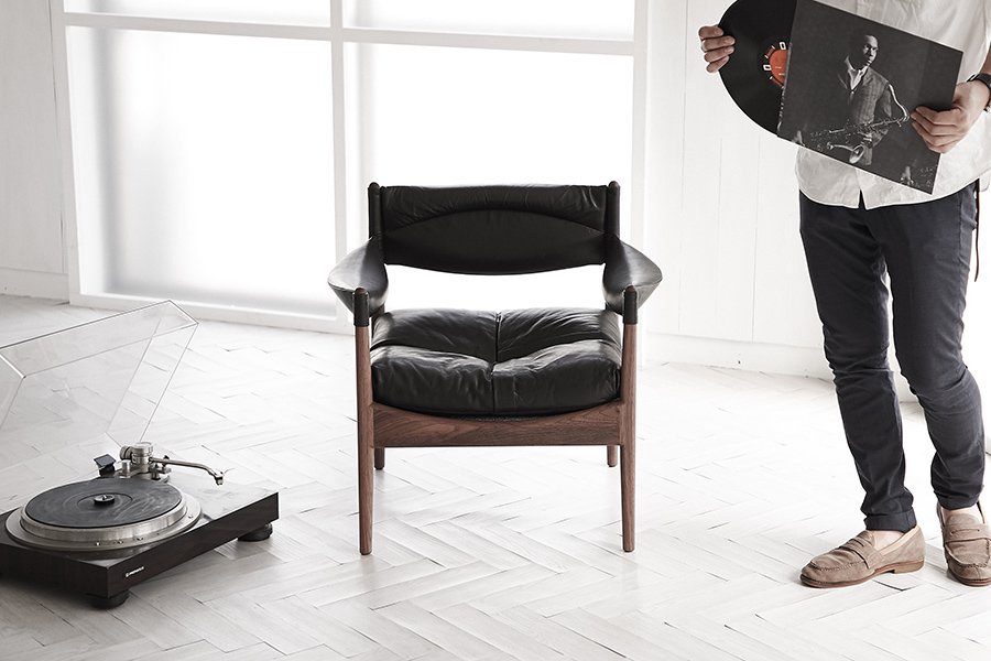 kristianvedel「クリスチャン・ヴェデル」デザインによるModus「モデュス」Modus Easy Chair（モデュスイージーチェア）のイメージ