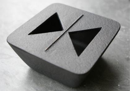 南部鉄器 灰皿 正方形型 蝶々 - プールアニック オンラインストア