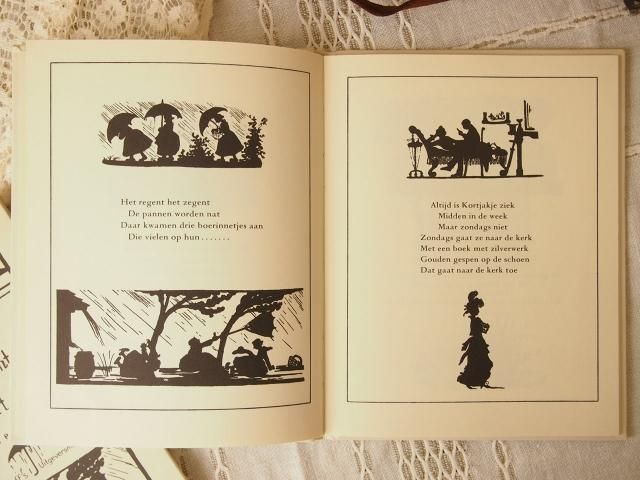 専用　No.308 希少 アンティーク 古書 洋書 オランダ 絵本 童謡 児童書 オランダの影絵絵本 a - アンティーク食器と雑貨のお店 lincs