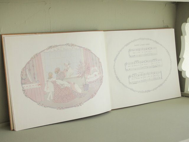 ウィルビーク・ル・メールやさしい子どもの絵と歌の本 - アンティーク 