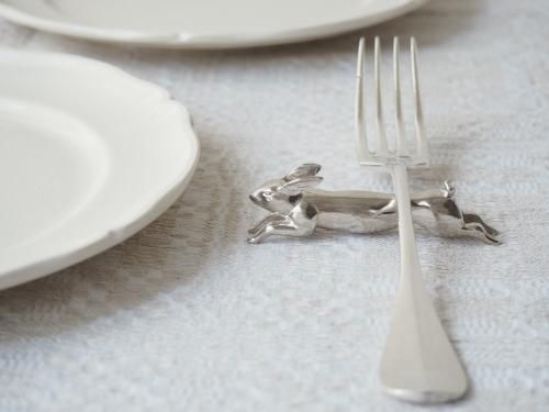 ウサギのシルバーカトラリーレスト - アンティーク食器と雑貨のお店
