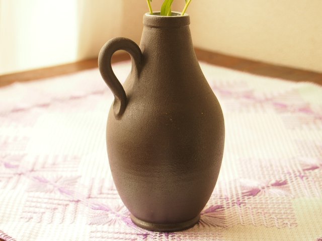 フランスアンティーク こっくりとした茶色い花瓶-