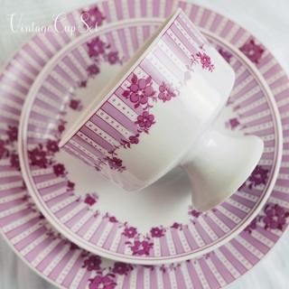 イギリスアンティークティーカップトリオ 905e8c1f842193ff933bdcd5185f5d