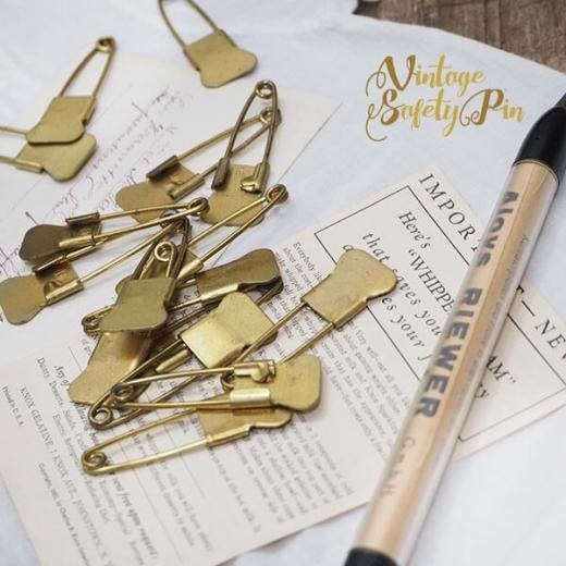 単品売り】アメリカ 1960年代 アンティーク ランドリー ピン（手芸素材