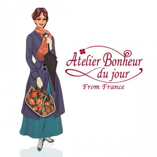 フランス輸入ボタン アトリエ・ボヌール・ドゥ・ジュール【バッグを持った女性】【画像1】