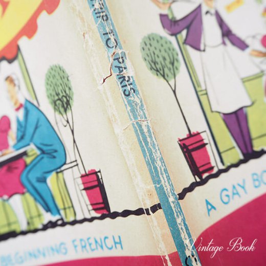 USA 1959年 フランス語→英語 フレーズ絵本 A trip to Paris （ヴィンテージ本）フランス雑貨・輸入雑貨『Zakka  MiniMini』
