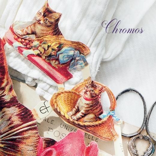 ドイツ クロモス【M】＜猫 リボン ボール遊び いたずら猫＞