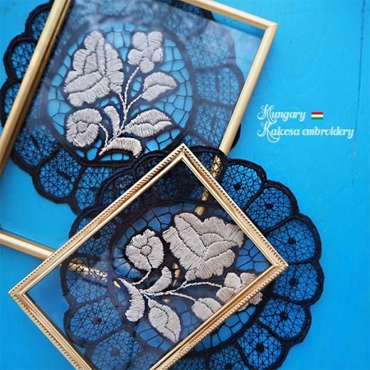 アンティークハンガリー カロチャ刺繍 色糸花刺繍 スカラップリム