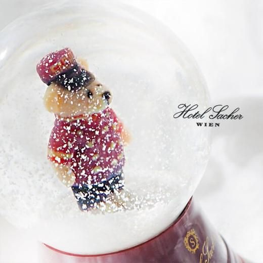 オーストリア直輸入！ホテル・ザッハー スノードーム 縦 6.5cm VIENNA