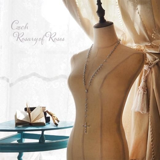 送料無料・チェコ直輸入！】教会 バラのロザリオ（ライトブルー