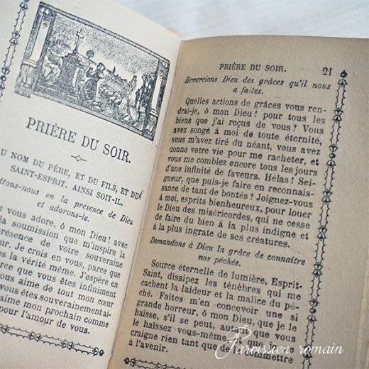 独創的 フランス古い祈祷書 赤と青5冊セット 蚤の市 ミセル 聖書