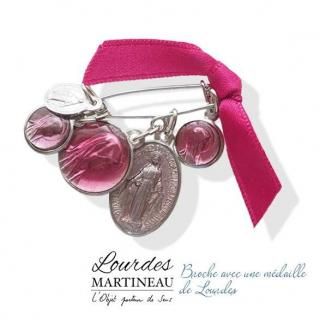  【フランス直輸入】フランス製 マルティノ社 ルルドの泉 ブローチ MARTINEAU  不思議のメダイ 聖母マリア ルルドの泉 ピンクリボン ルルド聖地 お土産