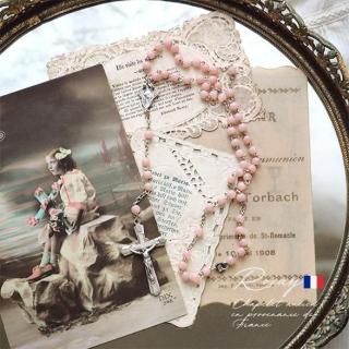  【フランス直輸入】フランス製 1950年代 アンティークロザリオ ピンクガラス 聖母マリア キリスト デッドストック（Rosaire Rose Prière）