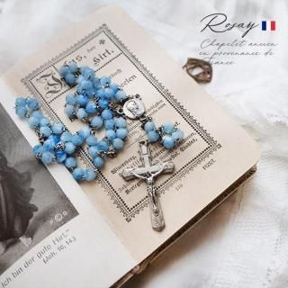  【フランス直輸入】フランス製 1950年代 ミルクブルー 聖母とルルドの泉出現チャーム デッドストック アンティークロザリオ （ Rosaire Lourdes ）