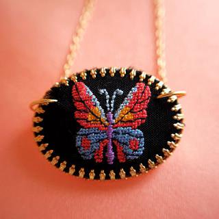 SOLDOUT 1960’s cross stitched necklase（60年代クロスステッチネックレス／ブルーバタフライ）