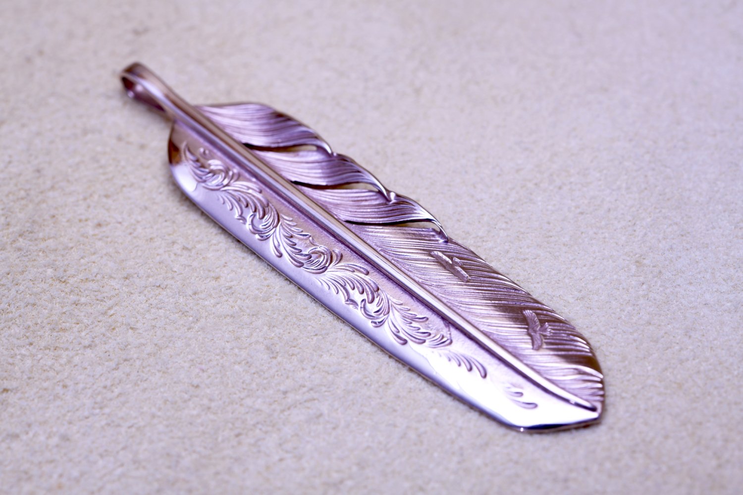 Arabesque L-feather 01 / Pink champagne material