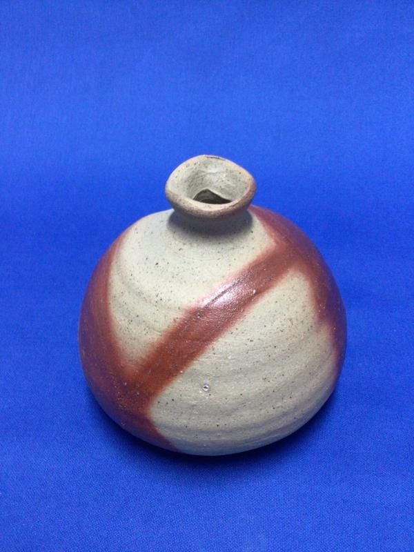 火襷徳利 No.49 備前火襷三角徳利 / Tokkuri, Bizen hidasuki, Triangle