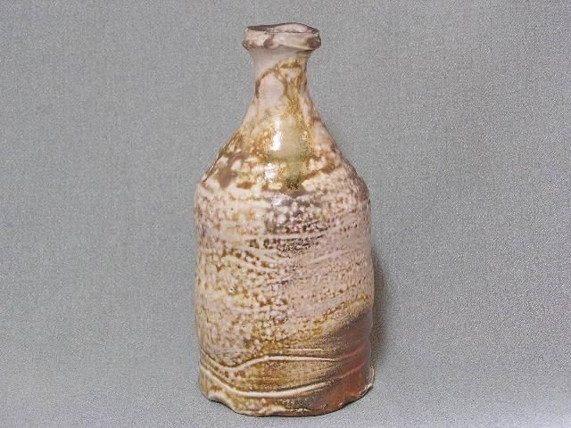 伊賀焼　谷本洋　一輪挿　徳利　花入 伊賀焼 谷本洋 一輪挿 徳利 花入 G 商品詳細｜備前焼、伊賀焼、