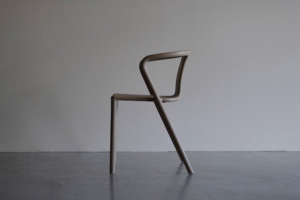 Air Arm Chair (beige) - Magis (Jasper Morrison) - CARGO web shop