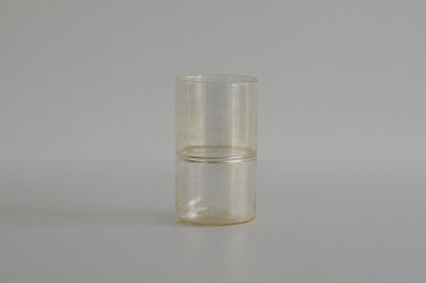 <img class='new_mark_img1' src='https://img.shop-pro.jp/img/new/icons47.gif' style='border:none;display:inline;margin:0px;padding:0px;width:auto;' />Everyday Drinking Glass A (Interior Ring) 007 - Two Tone Studios