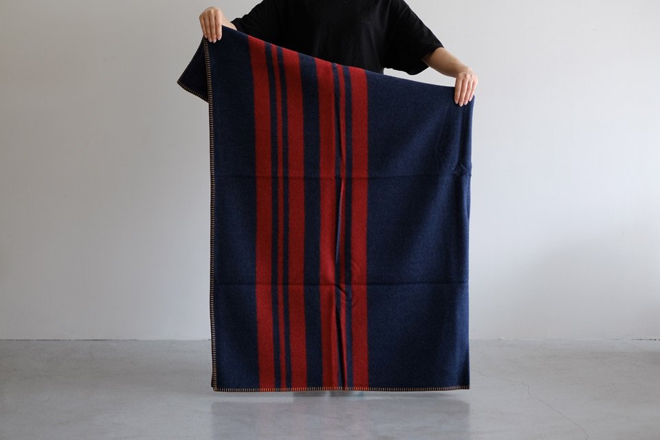 Horse Blanket (Navy / Burgundy) - Horse Blanket Research - CARGO