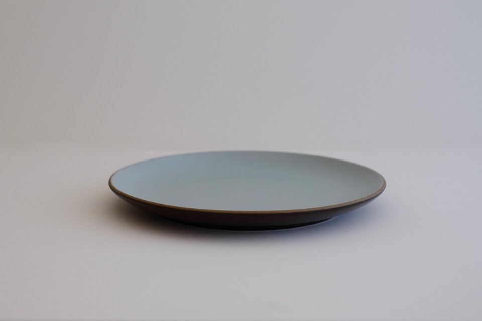 Dinner Plate (Aqua/Chocolate Brown) - Heath Ceramics - CARGO web shop