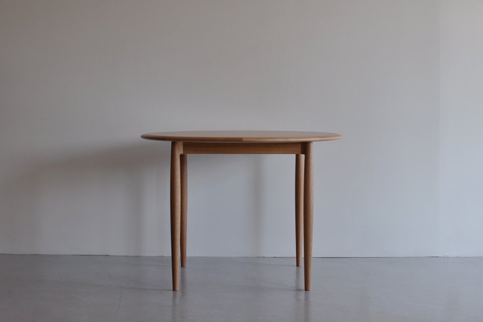Universe Table (oak) - Kai Kristiansen - CARGO web shop