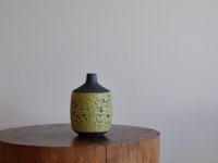 <img class='new_mark_img1' src='https://img.shop-pro.jp/img/new/icons50.gif' style='border:none;display:inline;margin:0px;padding:0px;width:auto;' />Beveled Bud Vase (Chartreuse) - Josh Herman
