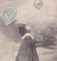 Carte postale ancienne＊風船と遊ぶ女の子
