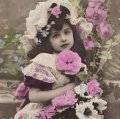 Carte postale ancienne＊お花を摘む少女<img class='new_mark_img2' src='https://img.shop-pro.jp/img/new/icons48.gif' style='border:none;display:inline;margin:0px;padding:0px;width:auto;' />