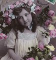 Carte postale ancienne＊薔薇の花が似合う女の子＊A<img class='new_mark_img2' src='https://img.shop-pro.jp/img/new/icons48.gif' style='border:none;display:inline;margin:0px;padding:0px;width:auto;' />