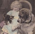 Carte postale ancienne＊少女と遊ぶ子ネコと大きなワンコ