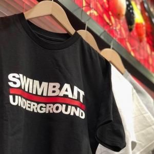 SWIMBAIT UNDERGROUND/Logo Lock Up T