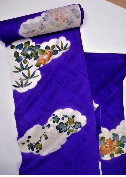 kanonアンティーク青紫色　牡丹と梅　アンティーク着物
